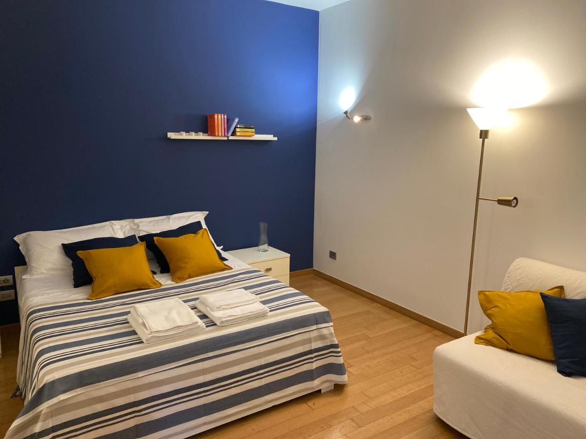 Chiara Guest House 34 - M4 Metro Blu Milano Dış mekan fotoğraf